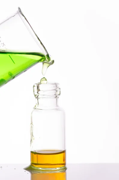 Test tubes and pipette drop, Laboratory Glassware for research — Stock Photo, Image