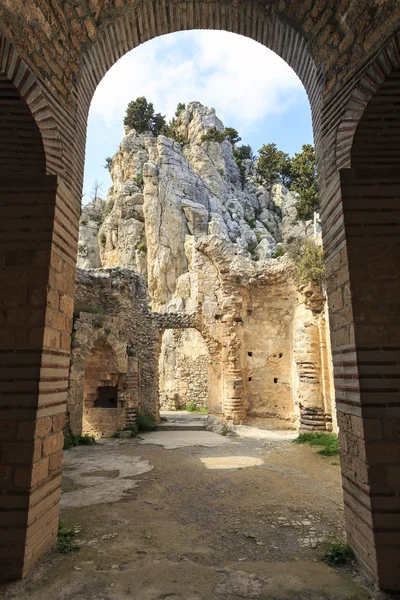 Fairy Tale Castle of Hilarion in Northern Cyprus — Stock Photo, Image