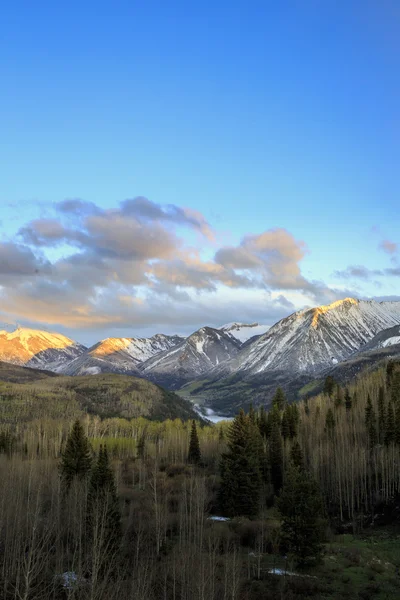 Prachtige natuur dicht bij de beroemde Aspen (Colorado) — Stockfoto