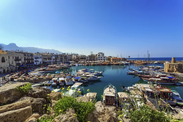 Marina in charmante Kyrenia, Noord-Cyprus — Stockfoto