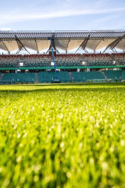 Güneşli, yaz günü sırasında Legia Stadyumu