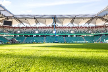 Güneşli, yaz günü sırasında Legia Stadyumu