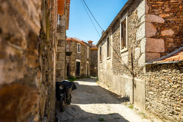 Χαριτωμένο Παραδοσιακό Χωριό Schist Στο Douro River Valley Πορτογαλία — Φωτογραφία Αρχείου