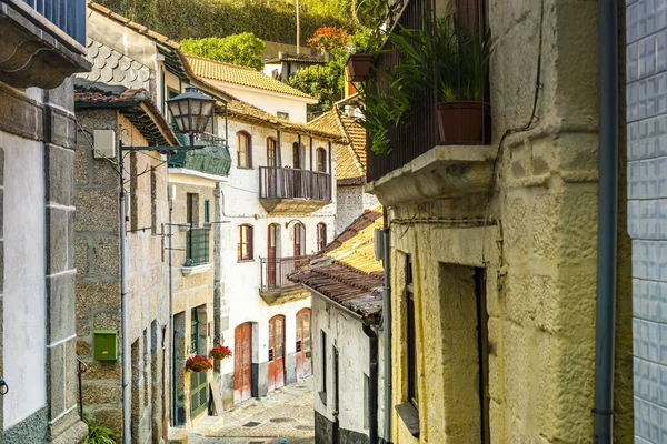 Enge Straße Der Altstadt Von Entre Rios Penafiel Douro Tal — Stockfoto