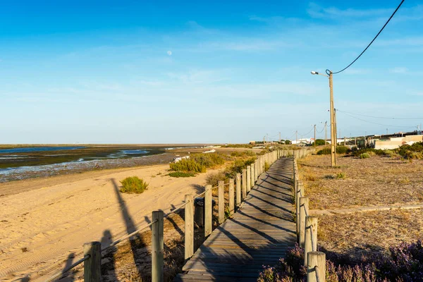 Holzstege Mit Blick Auf Die Feuchtgebiete Der Ria Formosa Auf — Stockfoto