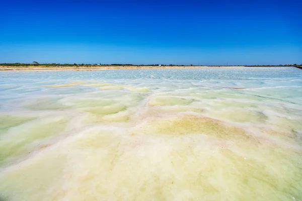 Shallow Pond Salty Water Used Extract Salt Ocean Salines Faro — Stock Photo, Image