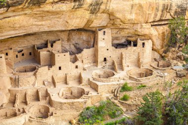 Mesa Verde Milli Parklar, Co, ABD'de uçurum konutlar