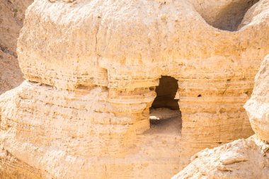 Dead sea scrolls bulunduğu Qumran içinde mağara