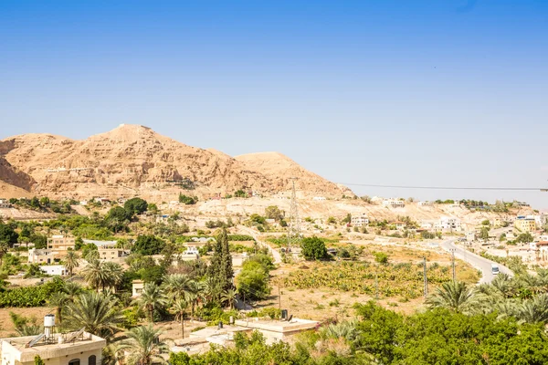 Mount of Temptation next to Jericho - place where Jesus was temp — Stock Photo, Image