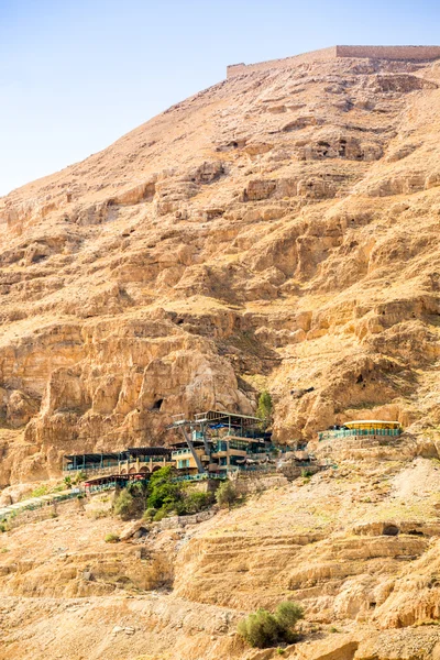 Monte de la Tentación junto a Jericó - lugar donde Jesús era temp — Foto de Stock