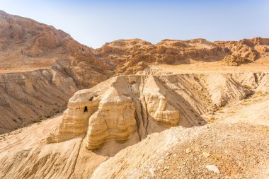 Dead sea scrolls bulunduğu Qumran içinde mağara