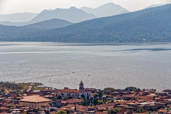 View of Lake Patzcuaro in Michoacan Mexico — Stock Photo, Image