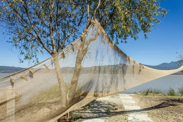 Balık ağı kurutma