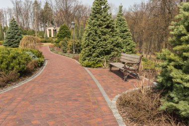 Bahar Parkı içinde kalan için yer.