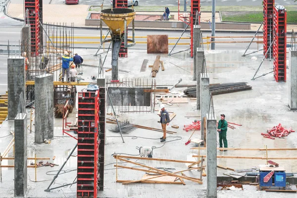 Kiev Ucraina Maggio 2018 Lavoratori Stanno Lavorando Cantiere Lavori Costruzione — Foto Stock