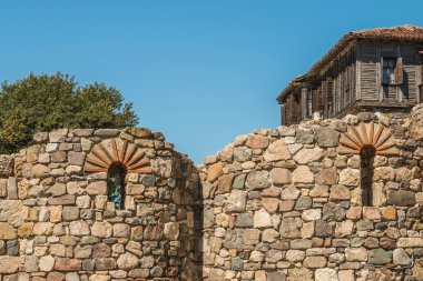 tarihi kentin bir parçası.