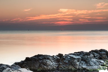 Denizde şafak vakti.