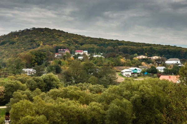 Blick auf das Bergdorf. — Stockfoto