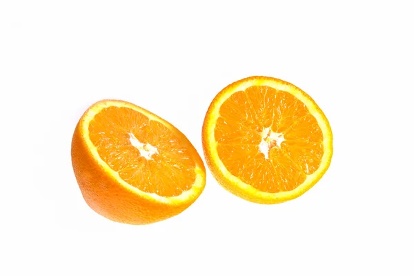 Naranjas sobre fondo blanco. — Foto de Stock