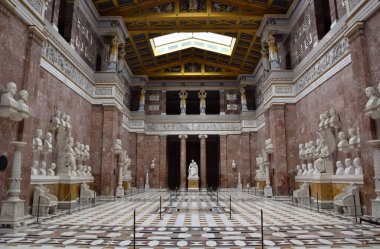 Walhalla - Almanya, Bavyera 'daki Anıt' ın İçi