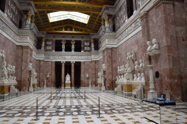 Walhalla - Almanya, Bavyera 'daki Anıt' ın İçi