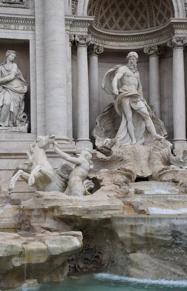 Trevifontein Stad Rome Italië Rechtenvrije Stockfoto's