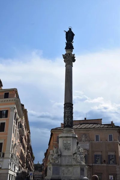 Colonna Dell Immacolata Kolumna Niepokalanego Poczęcia Pobliżu Schody Hiszpańskie Rzymie — Zdjęcie stockowe
