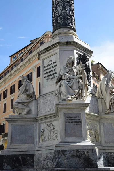 Colonna Dell Immacolata Sloup Neposkvrněného Početí Blízkosti Španělských Schodů Městě — Stock fotografie