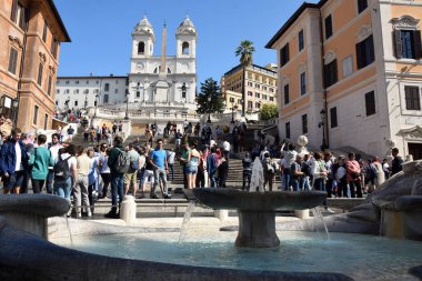 İspanyol Merdivenleri ve Chiesa di Trinita dei Monti ve Roma, İtalya 'da