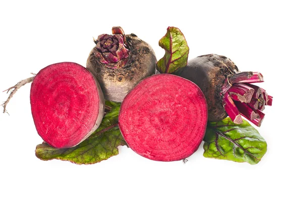 Raw beets with leaves on a white background. — Stock Photo, Image