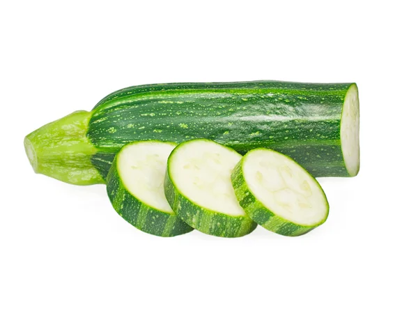 Färska ekologiska zucchini över vita — Stockfoto