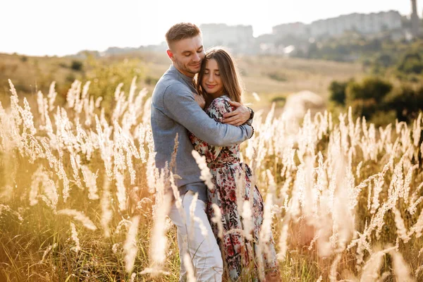 Young Loving Couple Hugging Outdoors Field Summer Concept Happiness Love — Stock Photo, Image