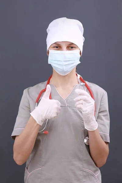 의료용 마스크 청진기 코로나 바이러스 웜프를 장갑을 착용하는 의학상의 개념인 — 스톡 사진