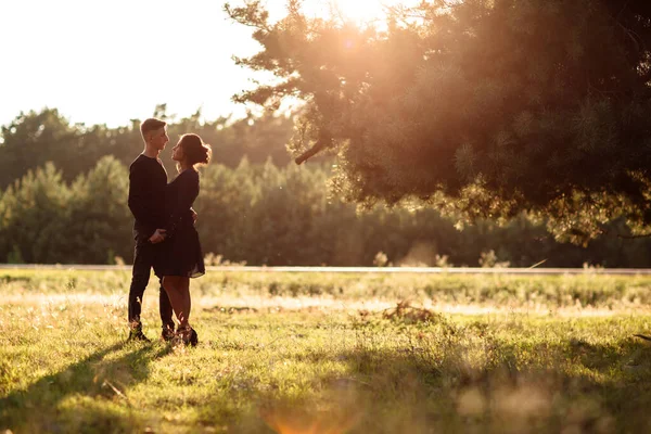 Young Couple Love Walking Summer Park Holding Hands Woman Man — Stock Photo, Image