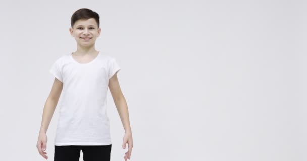 Young Man 15S White Shirt Dancing Fooling Having Fun Expressive — Stock Video