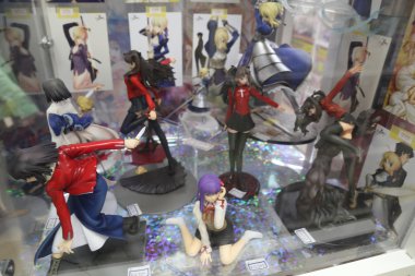 Anime figürler sergilenen Akihabara, Japonya.