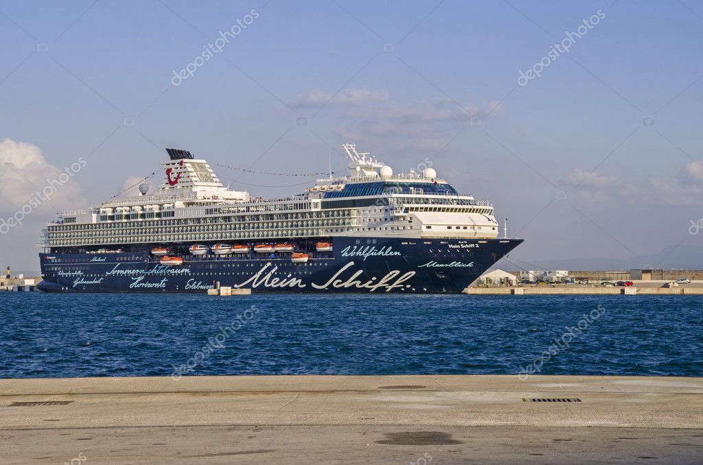 Cruise Liner Mein Schiff 2 Stock Editorial Photo Laranik