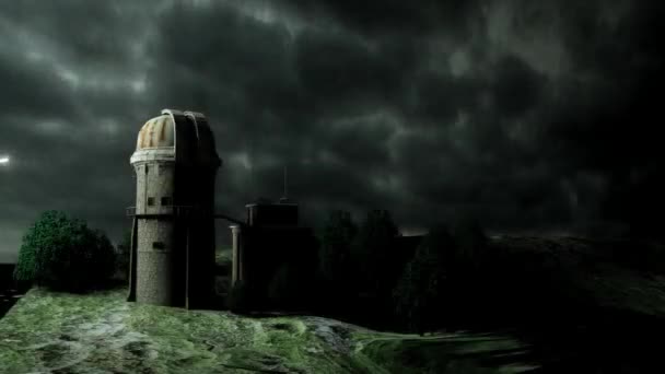 La foudre éclaire les bâtiments abandonnés 