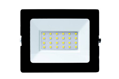 Beyaz zemin üzerinde LED spot ışığı, izole, yakın çekim.