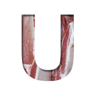 Taze et yazı tipi. Çiğ pastırma arkaplanındaki kağıttan kesilmiş U harfi. Dekoratif yemek yazı tipleri seti.