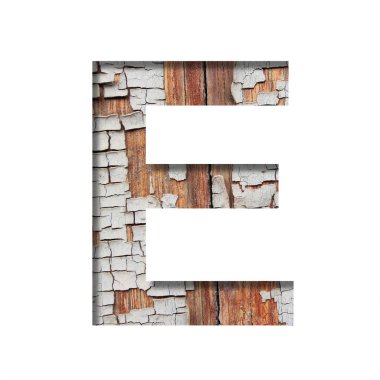 Kaliteli fon fontu. E harfi, kırık bir boyayla eski bir tahta duvarın arka planına yapıştırılmış. Eski bir yüzeyde dekoratif alfabe.