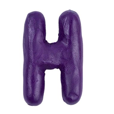 Plastik yazı tipi. H harfi beyaz arka plan izolasyonunda plastikinden yapılmıştır. Yaratıcılık için dekoratif yazı tipi.
