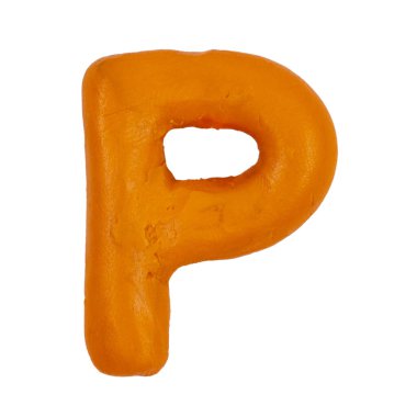 Plastik yazı tipi. P harfi beyaz arka plan izolasyonunda plastikinden yapılmıştır. Yaratıcılık için dekoratif yazı tipi.