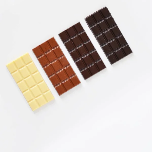 Cioccolato fatto a mano con pacchetto artigianale con design — Foto Stock