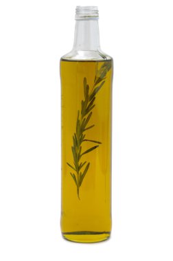 Zeytinyağı şişesi üzerinde beyaz arka plan izole boş