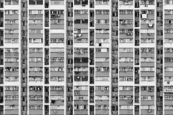 Εξωτερικό Του Παλιού Πολυώροφου Κτιρίου Κατοικιών Στην Πόλη Του Χονγκ — Φωτογραφία Αρχείου
