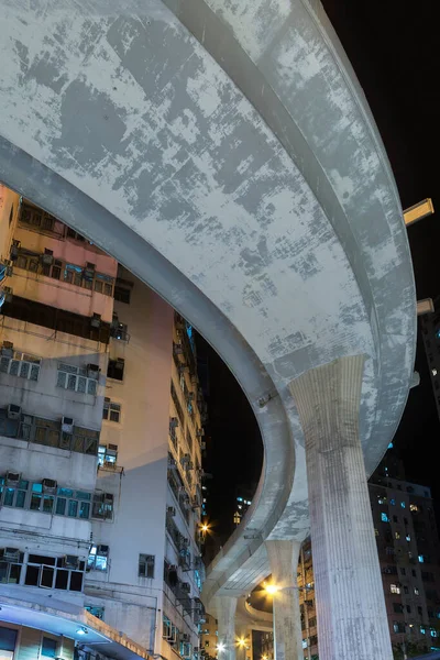 Υψομετρική Οδός Μέσω Κτιρίου Κατοικιών Στην Πόλη Του Χονγκ Κονγκ — Φωτογραφία Αρχείου
