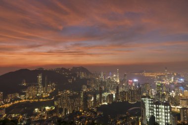 Hong Kong 'da günbatımı