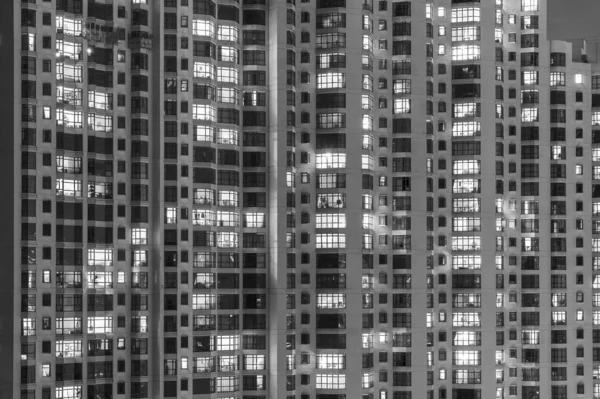 Σύγχρονη Πολυώροφο Κτίριο Κατοικιών Στο Χονγκ Κονγκ Την Νύχτα — Φωτογραφία Αρχείου