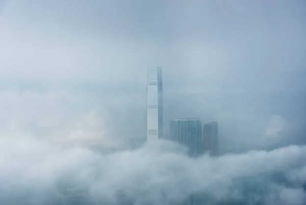 Arranha Céu Centro Cidade Hong Kong Nevoeiro — Fotografia de Stock